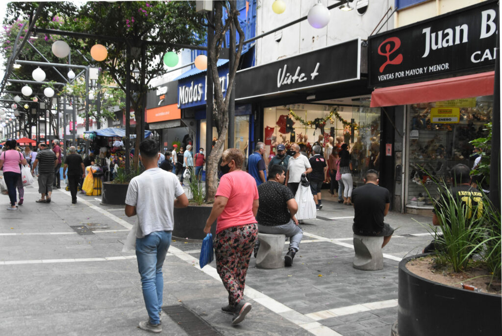 Las ventas minoristas, con la mayor caída interanual en dos años