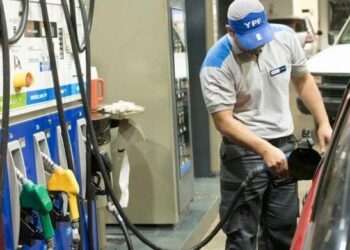 Para febrero, los combustibles habrán acumulado una suba del 102%