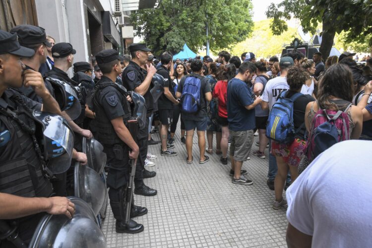 La advertencia de la CGT: "El riesgo de una crisis alimentaria está a la vuelta de la esquina"