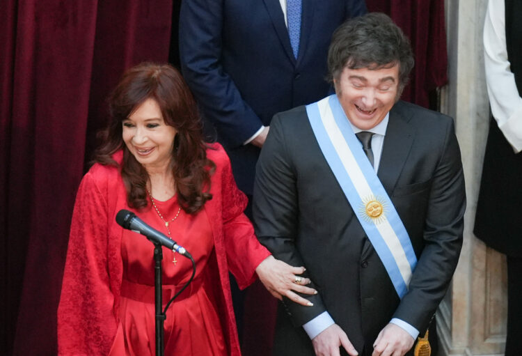 La acusación de CFK a Milei por los datos de la pobreza: "Está jugando con la mesa de los argentinos"