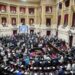 La sesión por la Ley ómnibus se postergó para mayo por reclamos de la oposición dialoguista