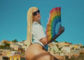 Wanda Nara lanzó una nueva canción y sorprendió hablando en portugués