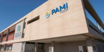 El Pami recorta rangos jerárquicos y elimina cargos políticos con sueldos de $3.000.000