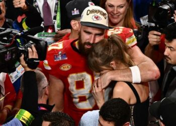 Taylor Swift donó 100.000 dólares a la familia de la mujer asesinada en la fiesta de los Kansas