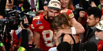Taylor Swift donó 100.000 dólares a la familia de la mujer asesinada en la fiesta de los Kansas