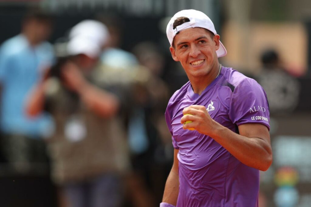 Sebastián Báez ganó en su debut en el Córdoba Open