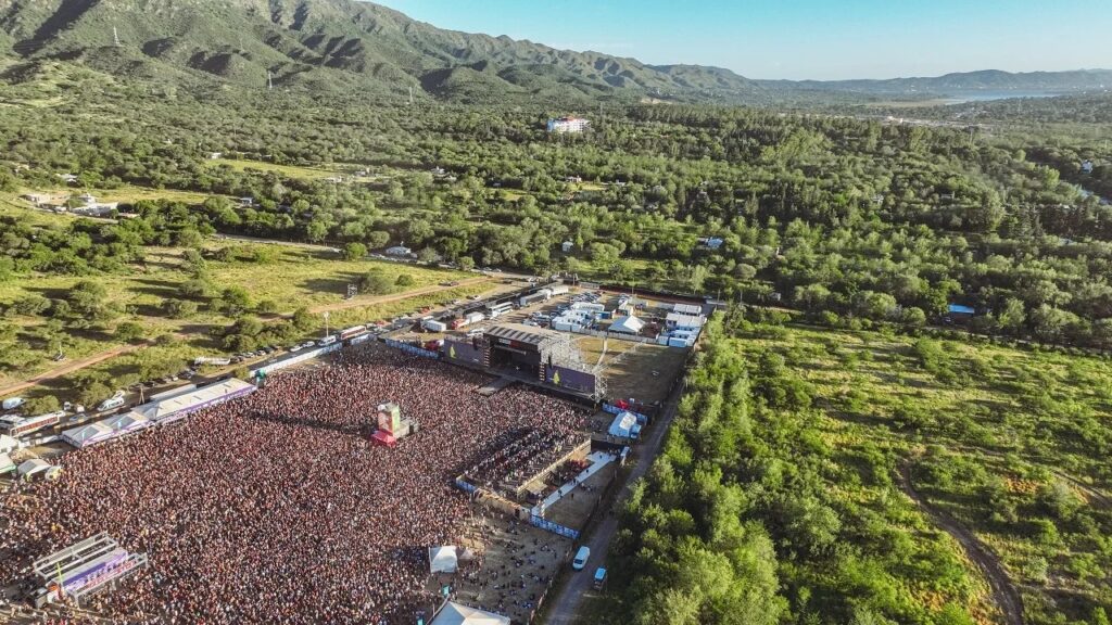 Con Slash como gran atractivo internacional, Cosquín Rock busca conservar su cetro festivalero