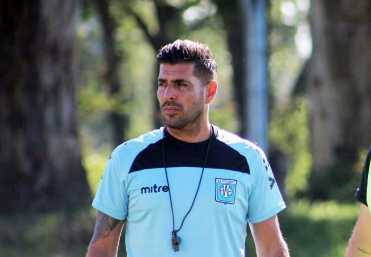 Estudiantes de Río Cuarto confirmó a Stagnari como DT