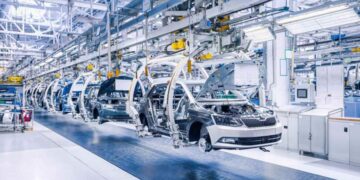Los patentamientos de vehículos nuevos cayeron un 33% interanual en enero