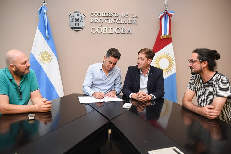 La Provincia firmó el acuerdo salarial con el Sindicato de Músicos La Provincia firmó el acuerdo salarial con el Sindicato de Músicos