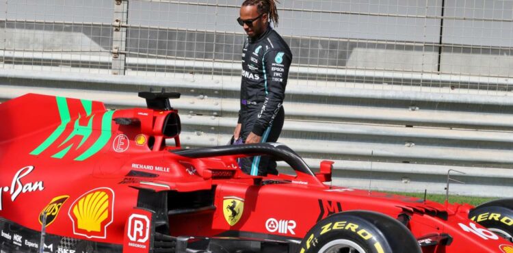 Bombazo en la F1: Hamilton correrá para Ferrari en 2025