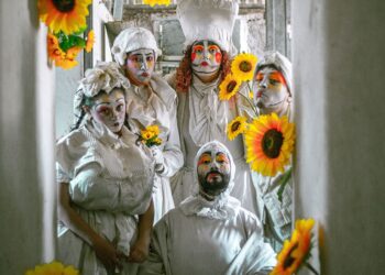 Se hace camino al andar