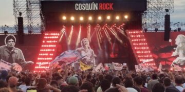 En primer día del Cosquín Rock, Divididos hizo estallar y emocionar a los asistentes