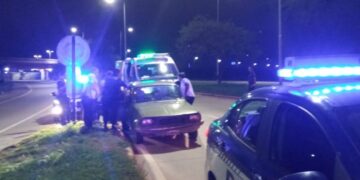 No llegó al hospital y dio a luz en el auto de su vecino