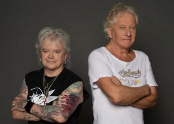 Con pasaporte incluido