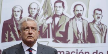 López Obrador acusó una “guerra sucia” contra él