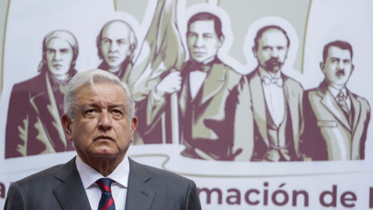 López Obrador acusó una “guerra sucia” contra él