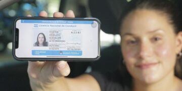 Ante la falta de insumos, emiten los carnet de conducir digitales