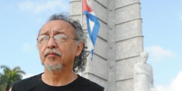 La palabra poética, protagonista en la plaza folclórica del país