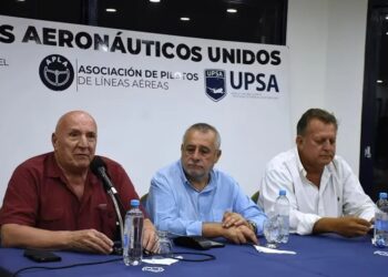 Los gremios aeronáuticos ratificaron el paro de este miércoles