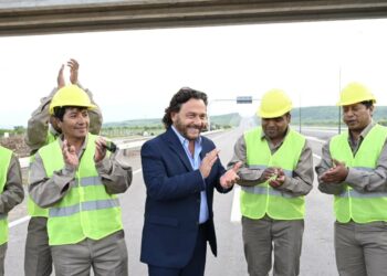 Las provincias buscan recursos para atenuar el ajuste nacional