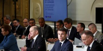 La OTAN rechazó enviar tropas a Kiev para pelear con Rusia