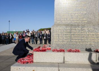 Polémica visita de David Cameron a las Malvinas