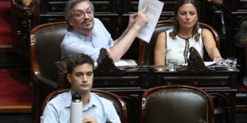 Fuerzas opositoras redoblan presión para reponer el Fonid
