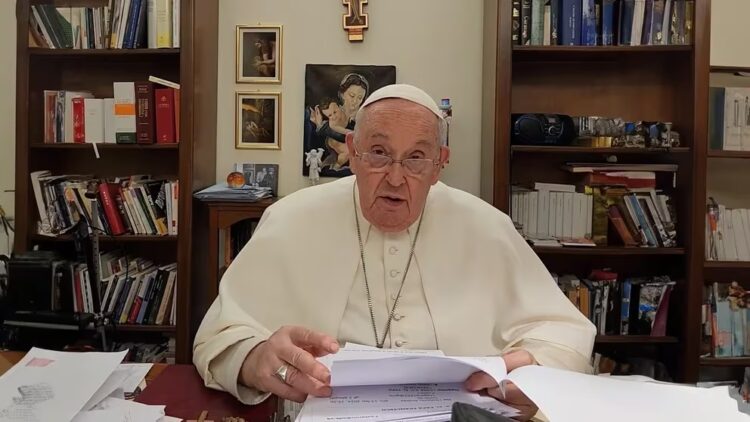 El papa Francisco envió un video grabado a la cumbre de magistrados.