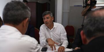 Passerini a Milei: “No sé si se burla o está descompensado”