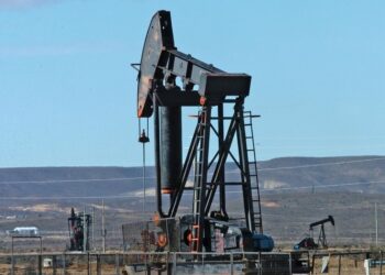 Tierra del Fuego paraliza la producción de petróleo por 24 horas