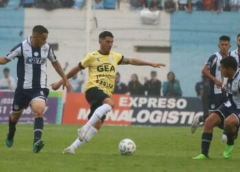 Racing empató y sigue sin ganar