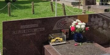 Vandalizaron las tumbas de Carlos Menem y su hijo en el Cementerio Islámico de La Matanza