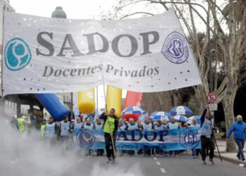 Sadop advirtió que el Gobierno no deja «otra posibilidad» que ir por el paro nacional