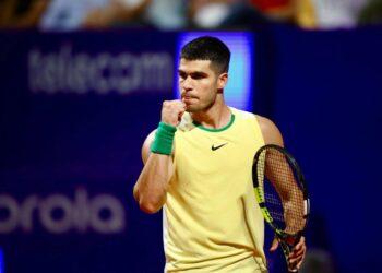 Alcaraz avanzó a cuartos de final