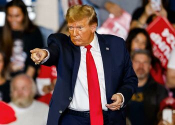 Trump cruzó a Putin por preferir a Biden