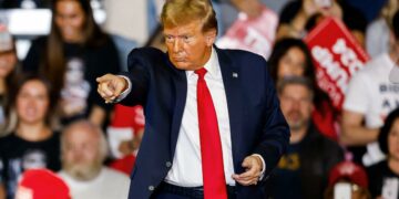 Trump cruzó a Putin por preferir a Biden