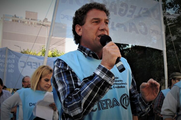 El titular provincial de la UEPC (Unión de Educadores de la Provincia de Córdoba), Roberto Cristalli.