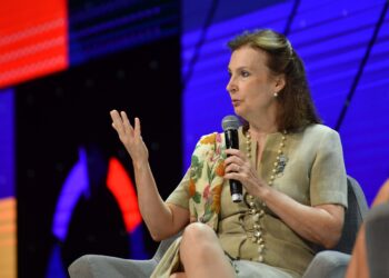 Mondino le bajó el tono al conflicto con Colombia y aseguró que «no se rompieron relaciones»