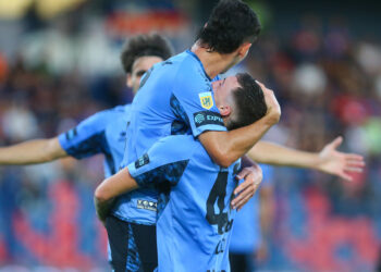 Belgrano goleó por 4 a 1 a Tigre y logró salir del último puesto de la Zona B