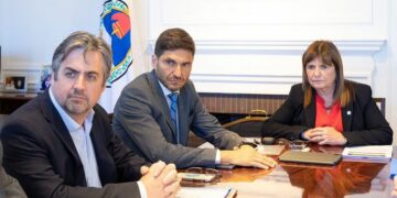 Bullrich y Pullaro pidieron formalmente el apoyo de Fuerzas Armadas en Rosario
