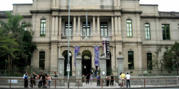 Reclaman fumigación en el colegio Carbó por brote de dengue: más de 250 los alumnos contagiados