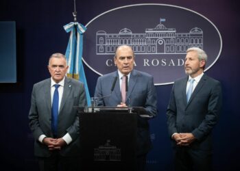 La Nación retomó el diálogo con los mandatarios por la Ley Bases