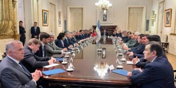 Milei y los gobernadores: una relación donde por ahora prima la desconfianza
