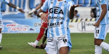 Racing le ganó a Gimnasia de Jujuy y consiguió su tercer triunfo en el torneo