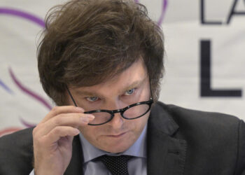 Milei se subió el sueldo un 48% en medio del ajuste general