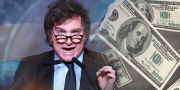 Milei afirmó que baraja pedirle 15 millones de dólares al FMI para abrir el cepo