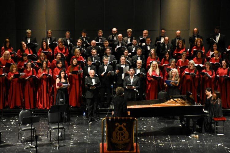 El Coro Polifónico de Córdoba interpretará la obra “Estaba la madre” de Antonín Dvořák.