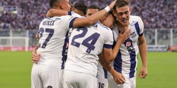 Talleres goleó en el Kempes y se acodó en la tabla de posiciones