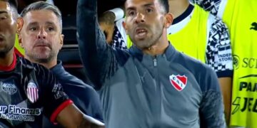 La Asociación de Árbitros llevaría a la Justicia a Tévez y a Marcone por sus fuertes declaraciones